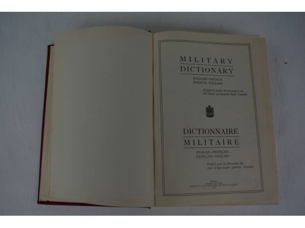 Cliquer pour agrandir : Dictionnaire Militaire. Anglais-Français / Français-Anglais